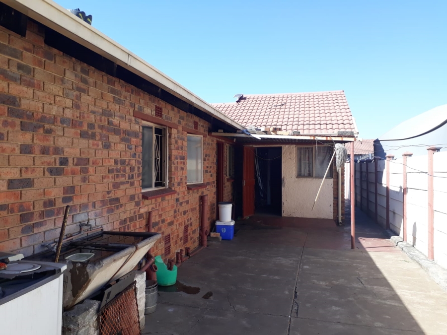 3 Bedroom Property for Sale in Tlhabane North West